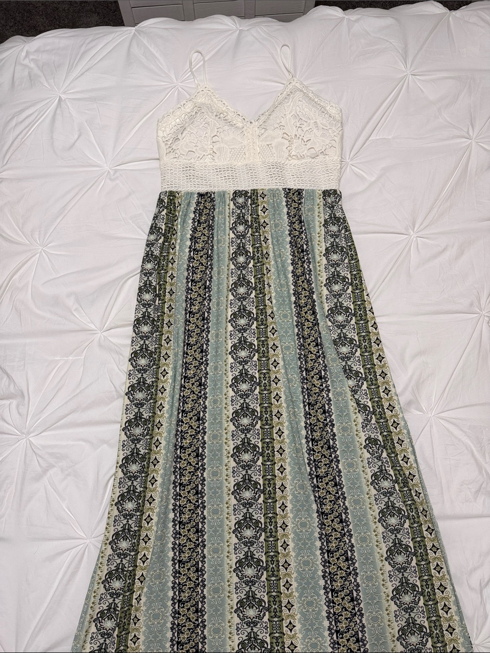 Women’s Strappy Lace Bodice Maxi Dress in White and Sage
